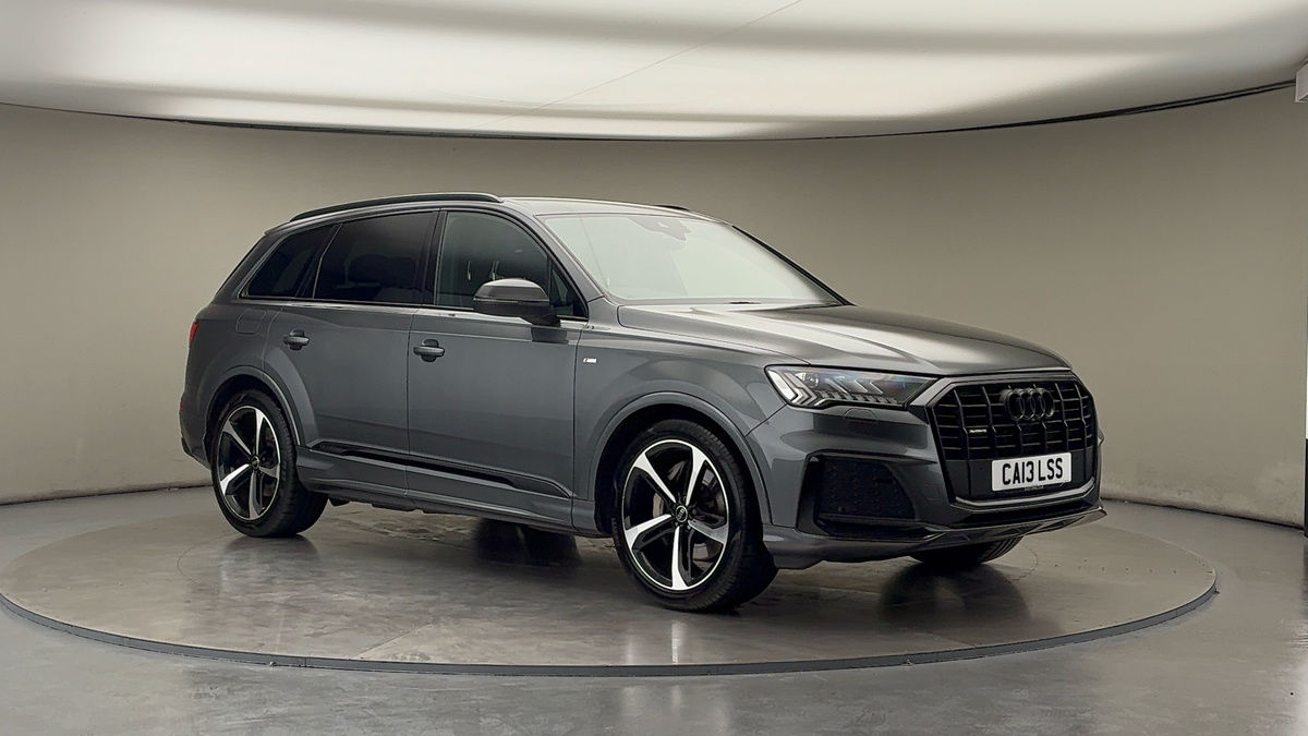 More views of Audi Q7