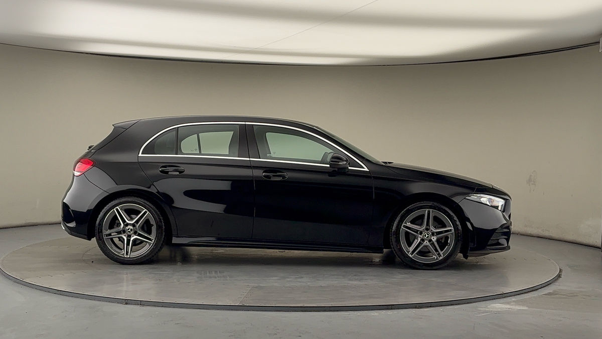 Mercedes-Benz A Class Image 16