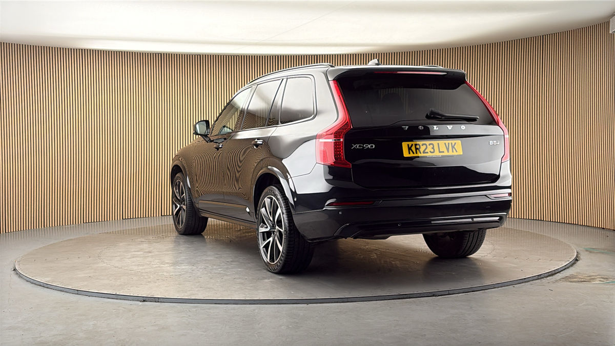 More views of Volvo XC90