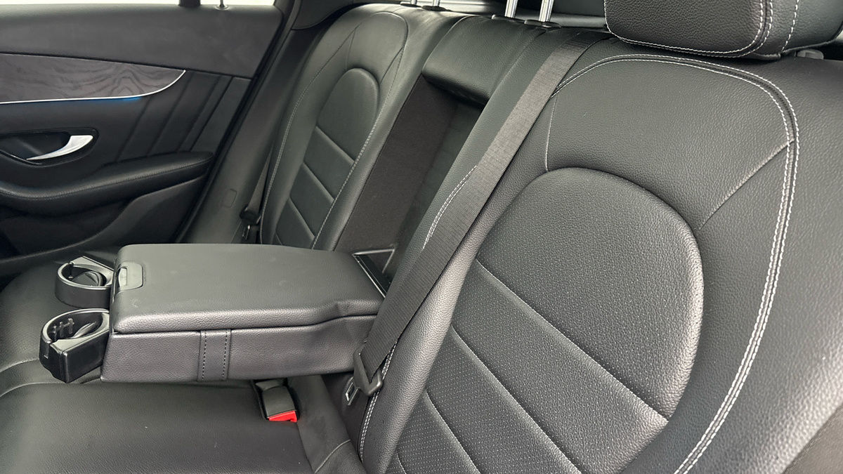 Mercedes-Benz GLC Image 9