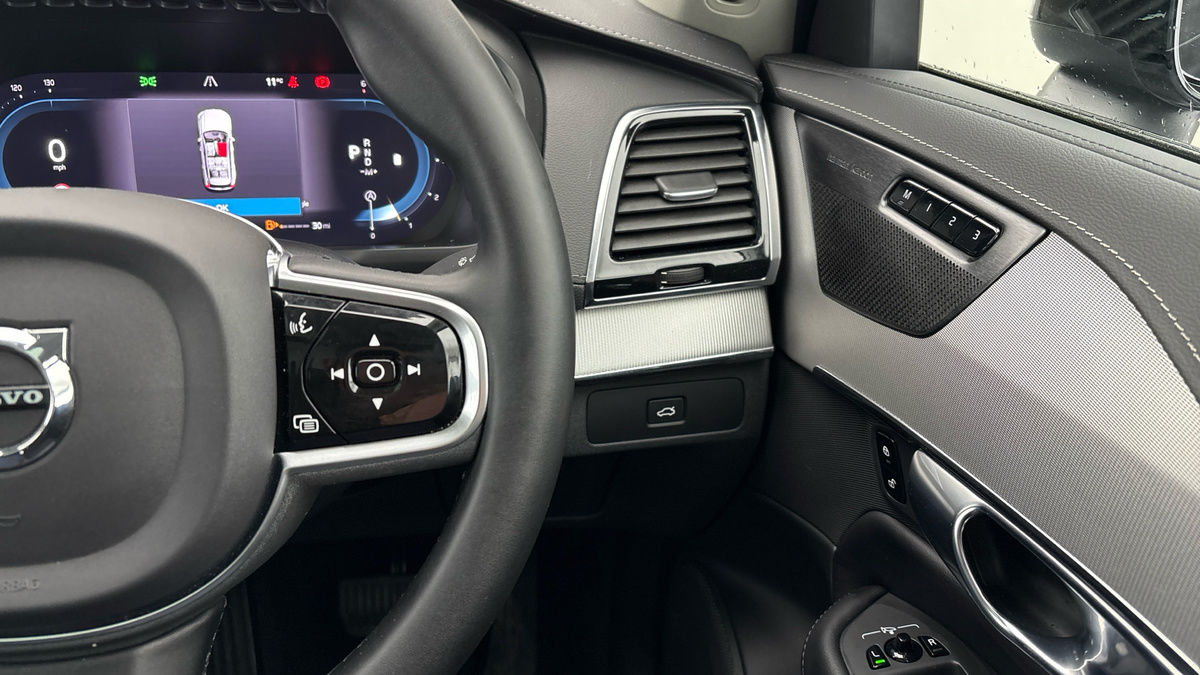 Volvo XC90 Image 14