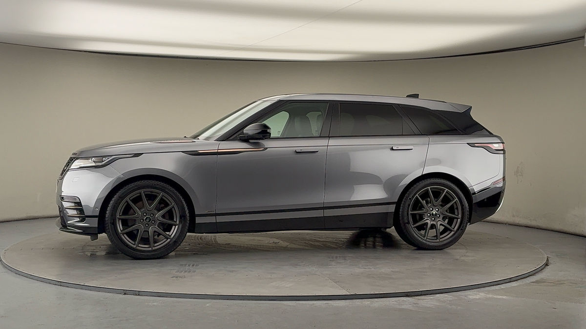 More views of Land Rover Range Rover Velar