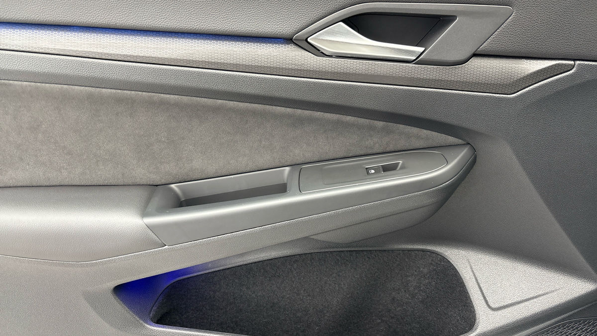 Volkswagen Golf Image 19