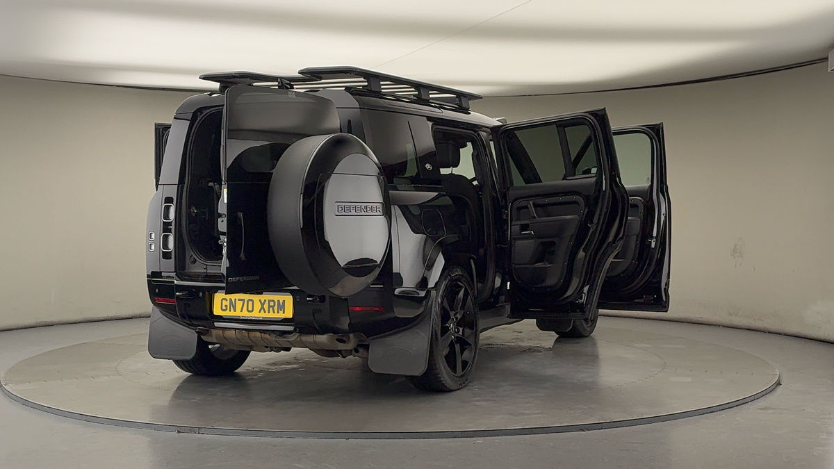 More views of Land Rover Defender 110