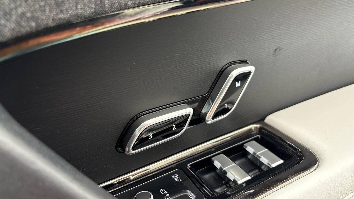 Land Rover Range Rover Sport Image 29