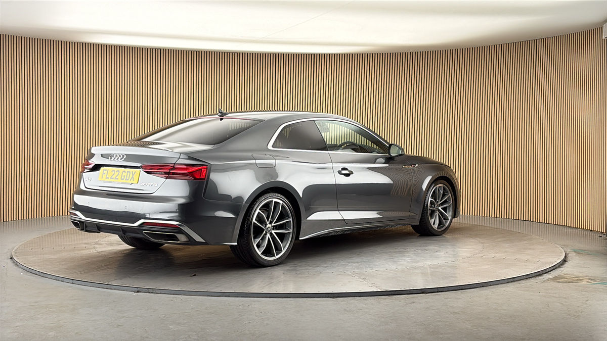 Audi A5 Image 21