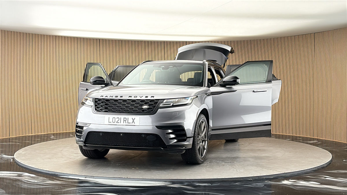 More views of Land Rover Range Rover Velar