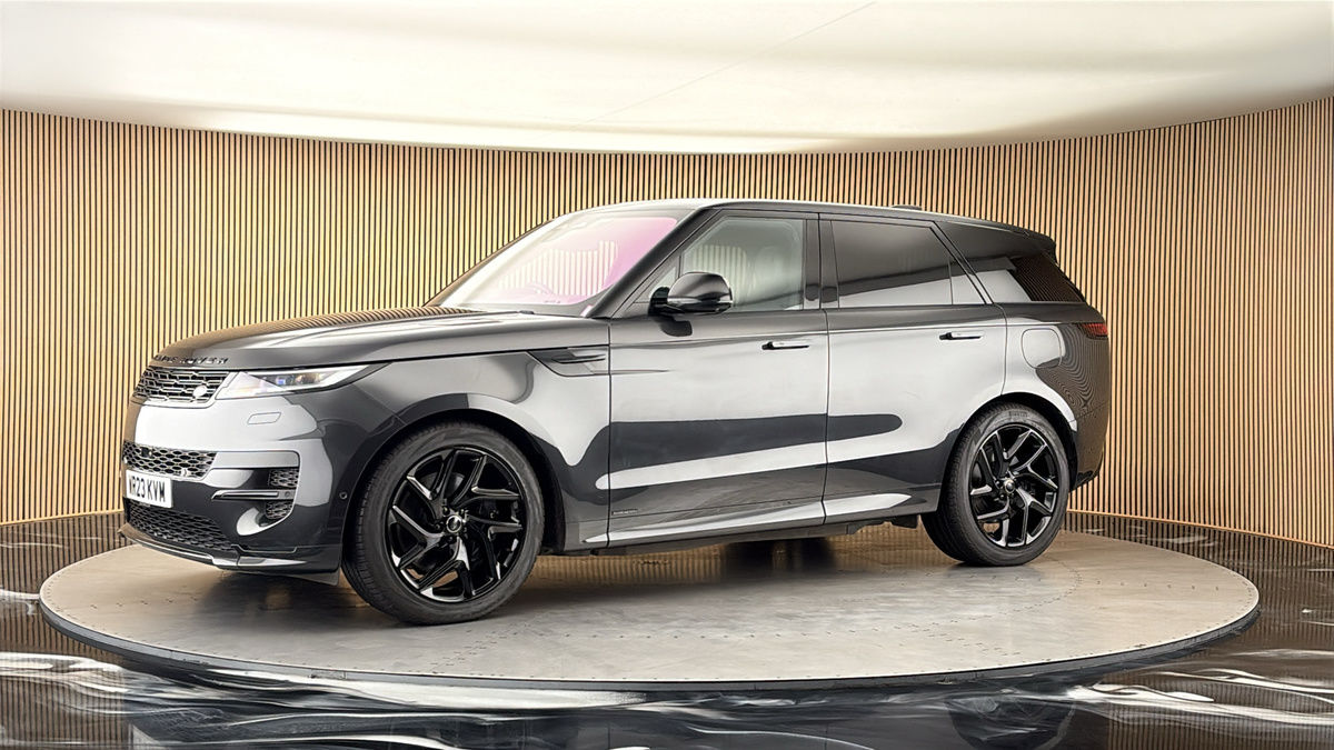 More views of Land Rover Range Rover Sport