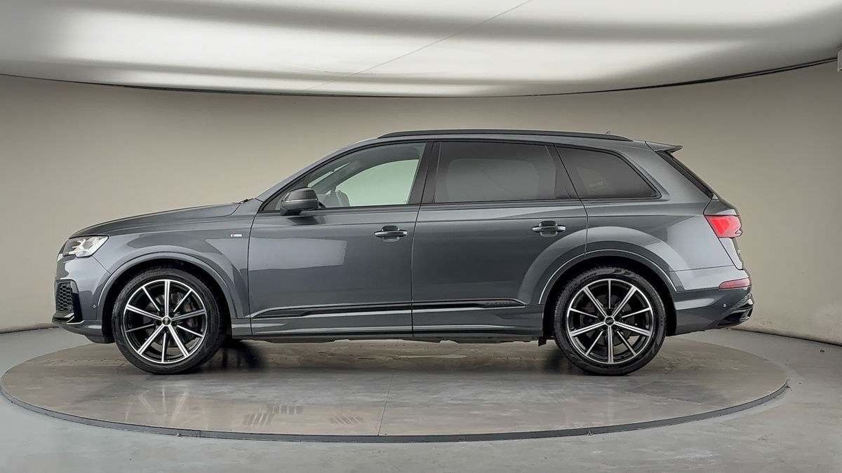 Audi Q7 Image 30