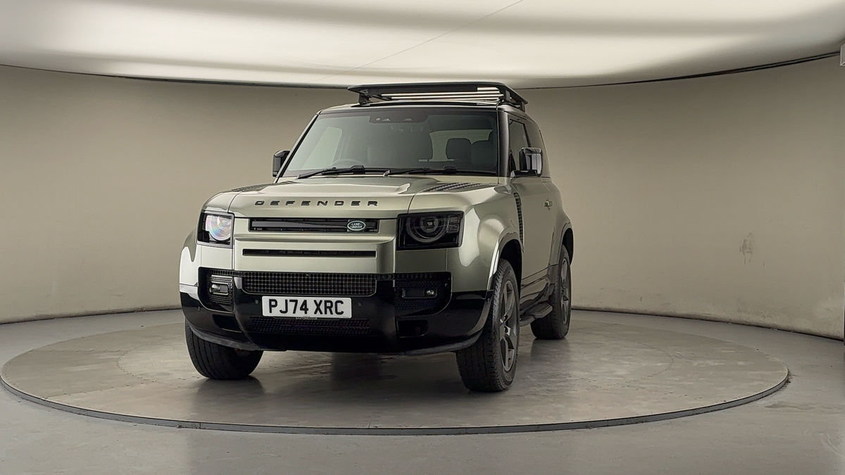 More views of Land Rover Defender 90