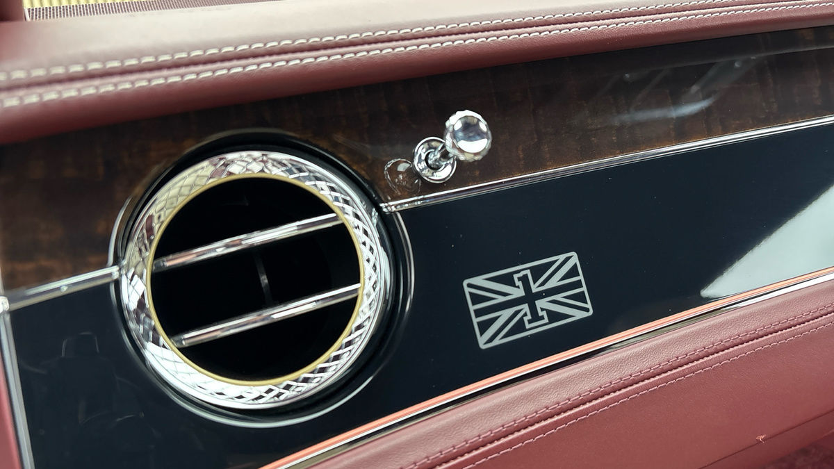 Bentley Continental Image 30