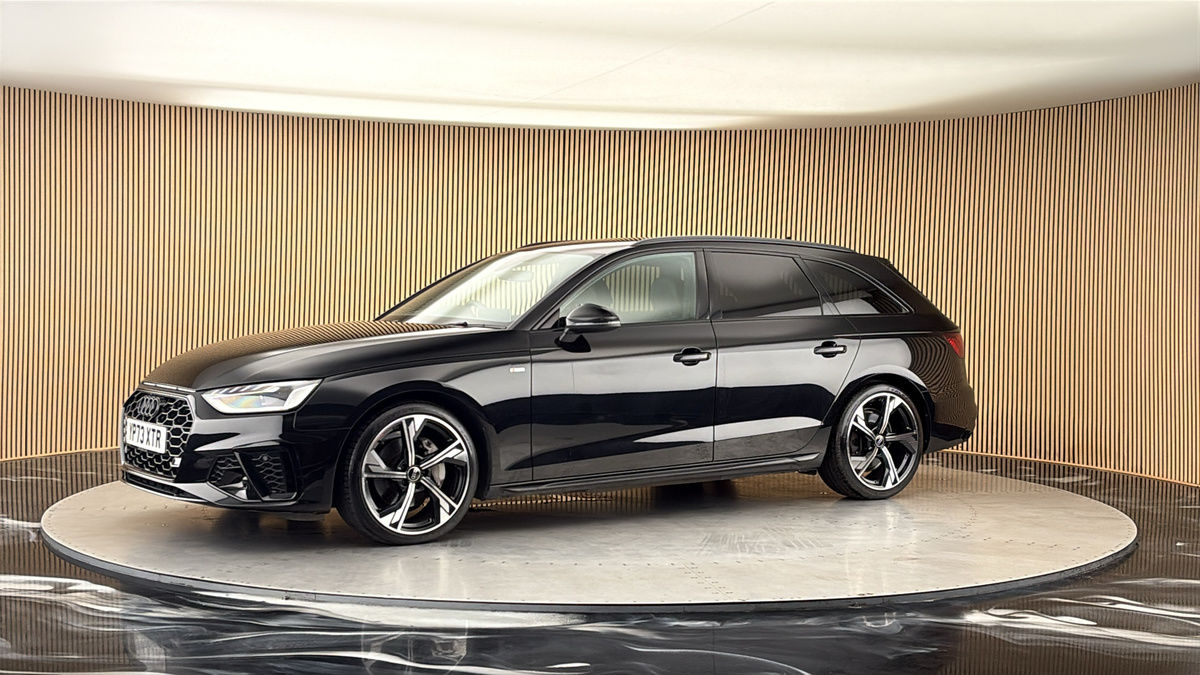 More views of Audi A4 Avant