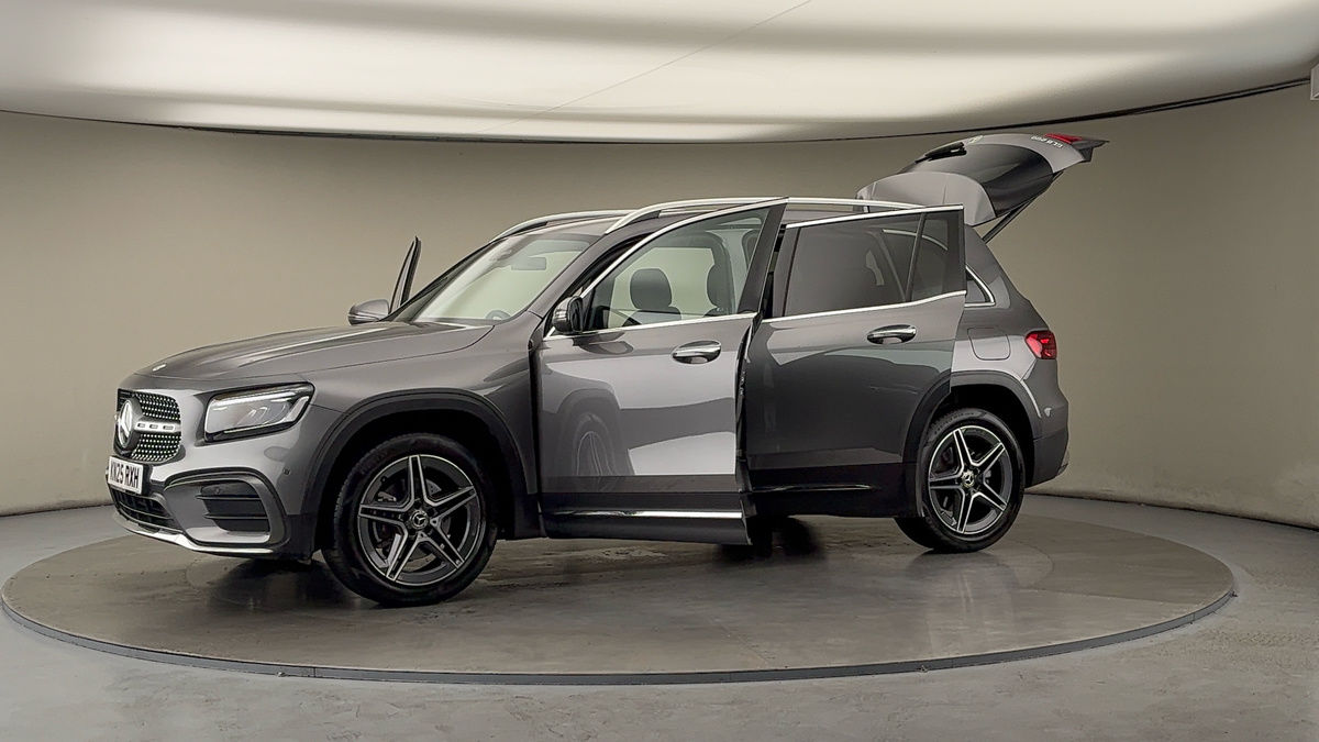 More views of Mercedes-Benz GLB