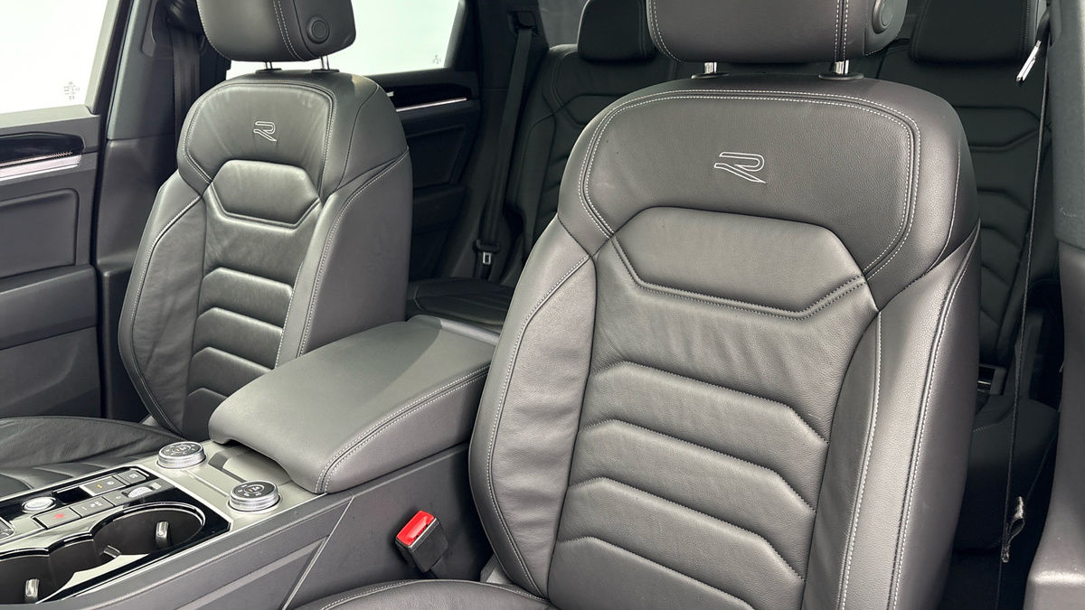 Volkswagen Touareg Image 7