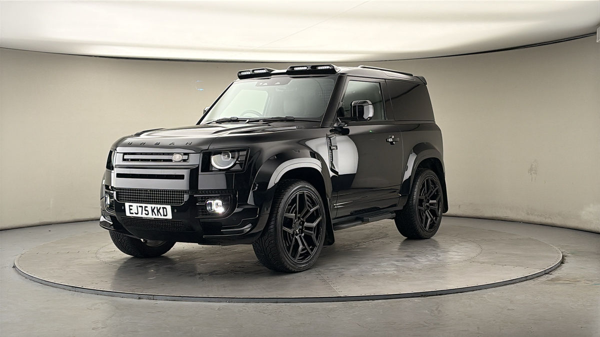 More views of Land Rover Defender 90