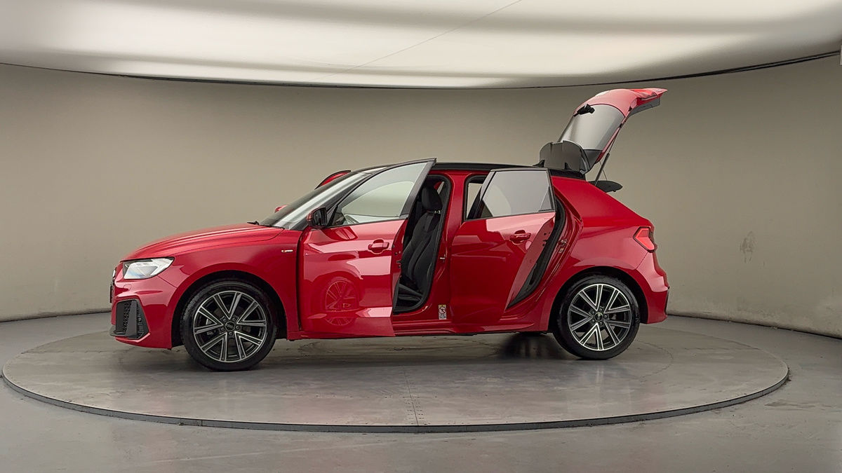 More views of Audi A1