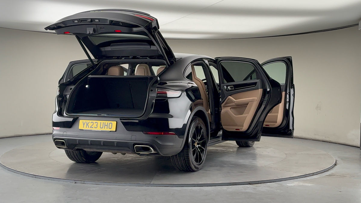 More views of Porsche Cayenne