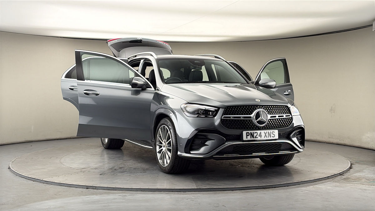 More views of Mercedes-Benz GLE