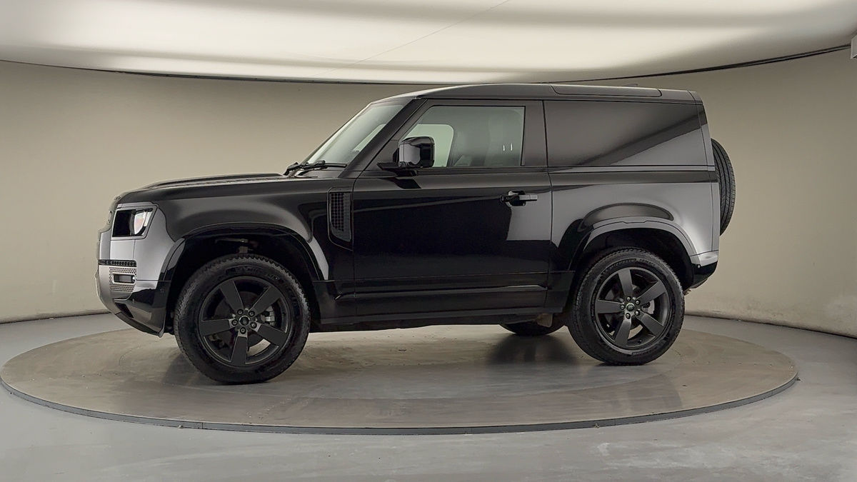 More views of Land Rover Defender 90
