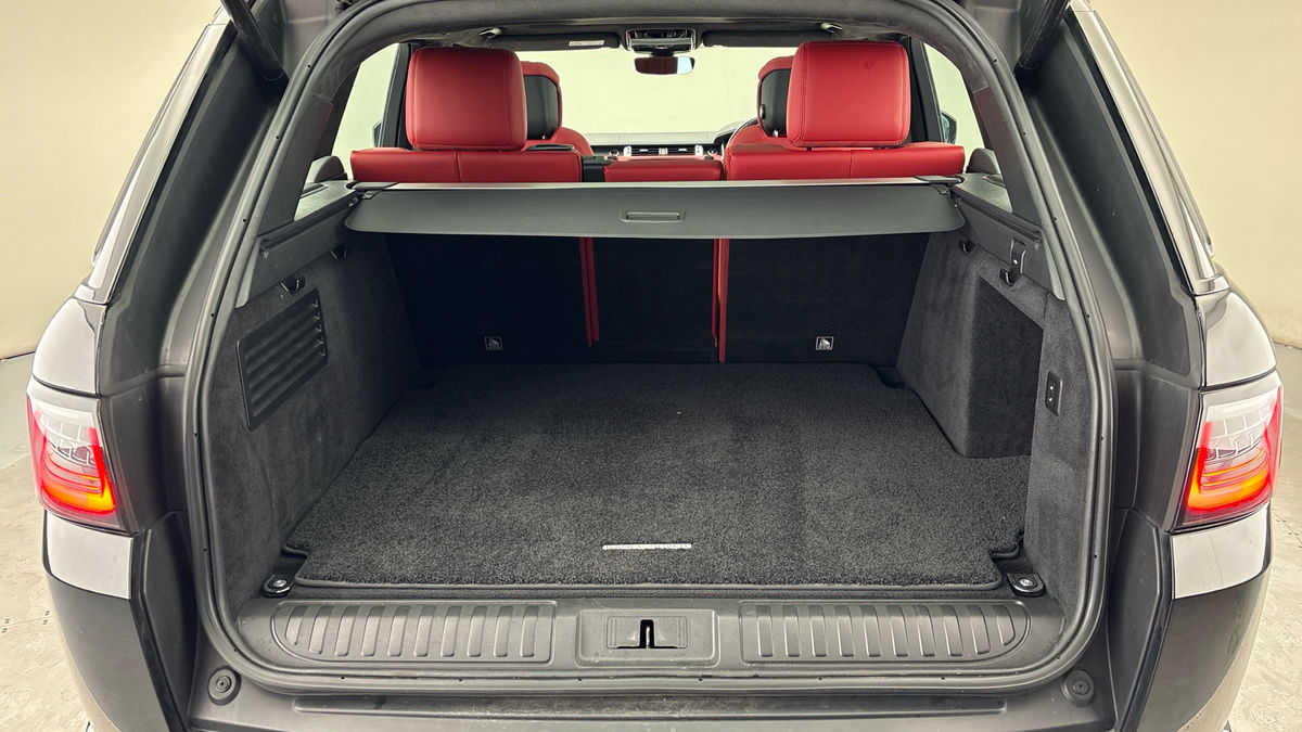 Land Rover Range Rover Sport Image 11