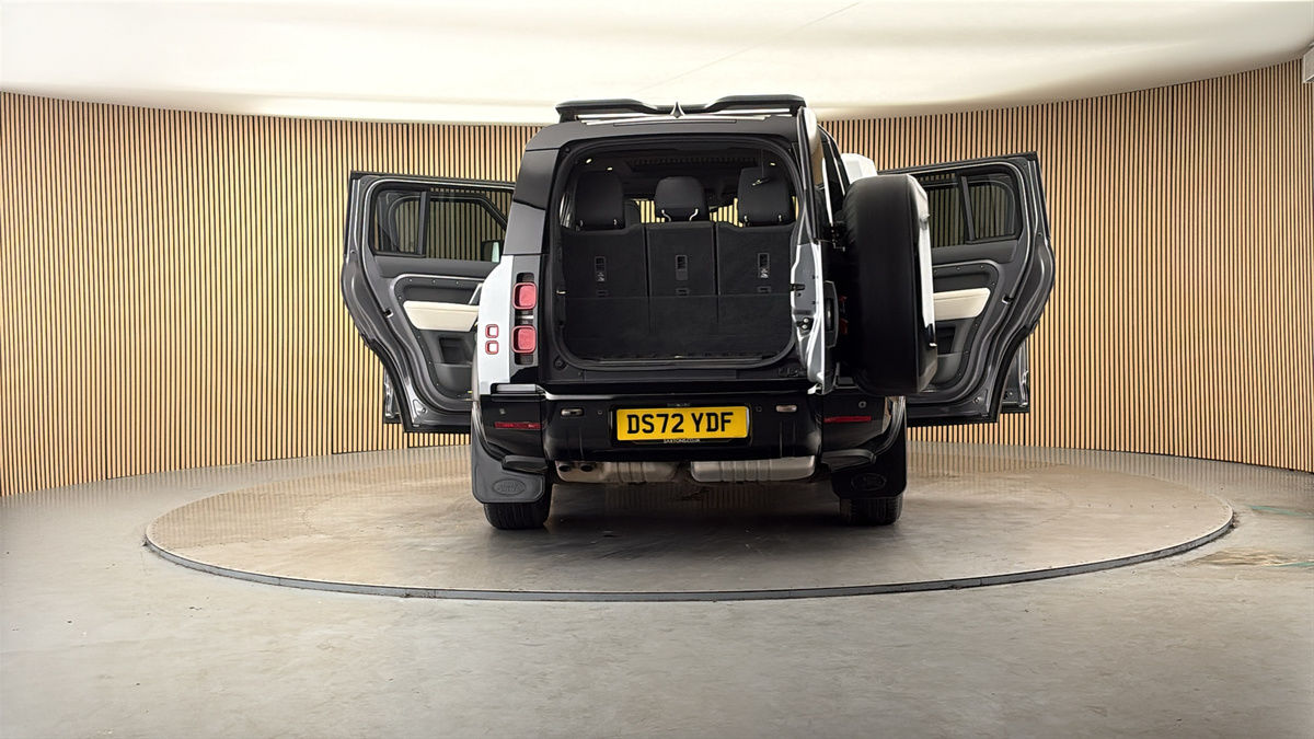More views of Land Rover Defender 130