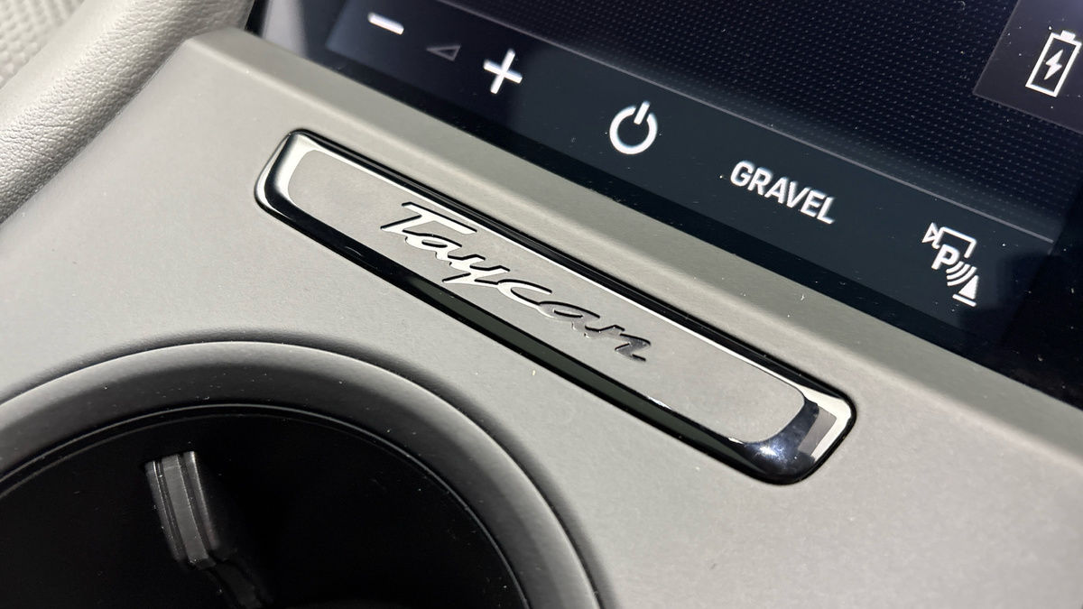 Porsche Taycan Image 28