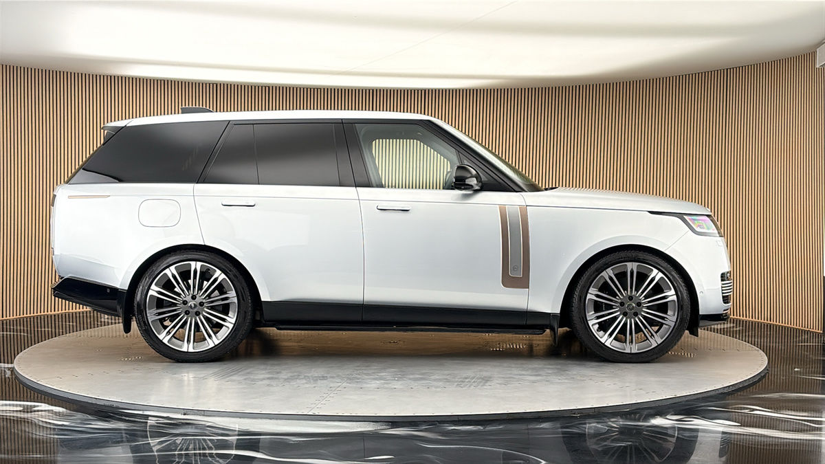 Land Rover Range Rover Image 16