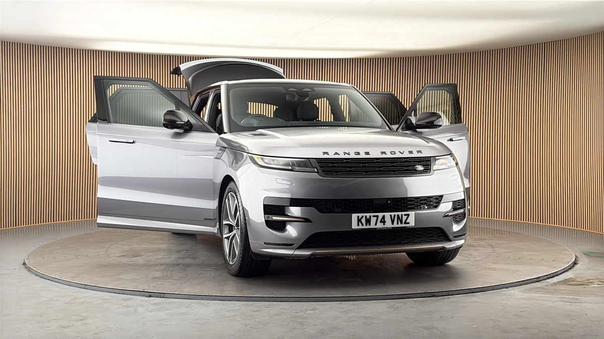 More views of Land Rover Range Rover Sport