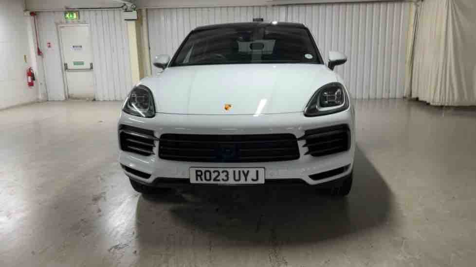 More views of Porsche Cayenne