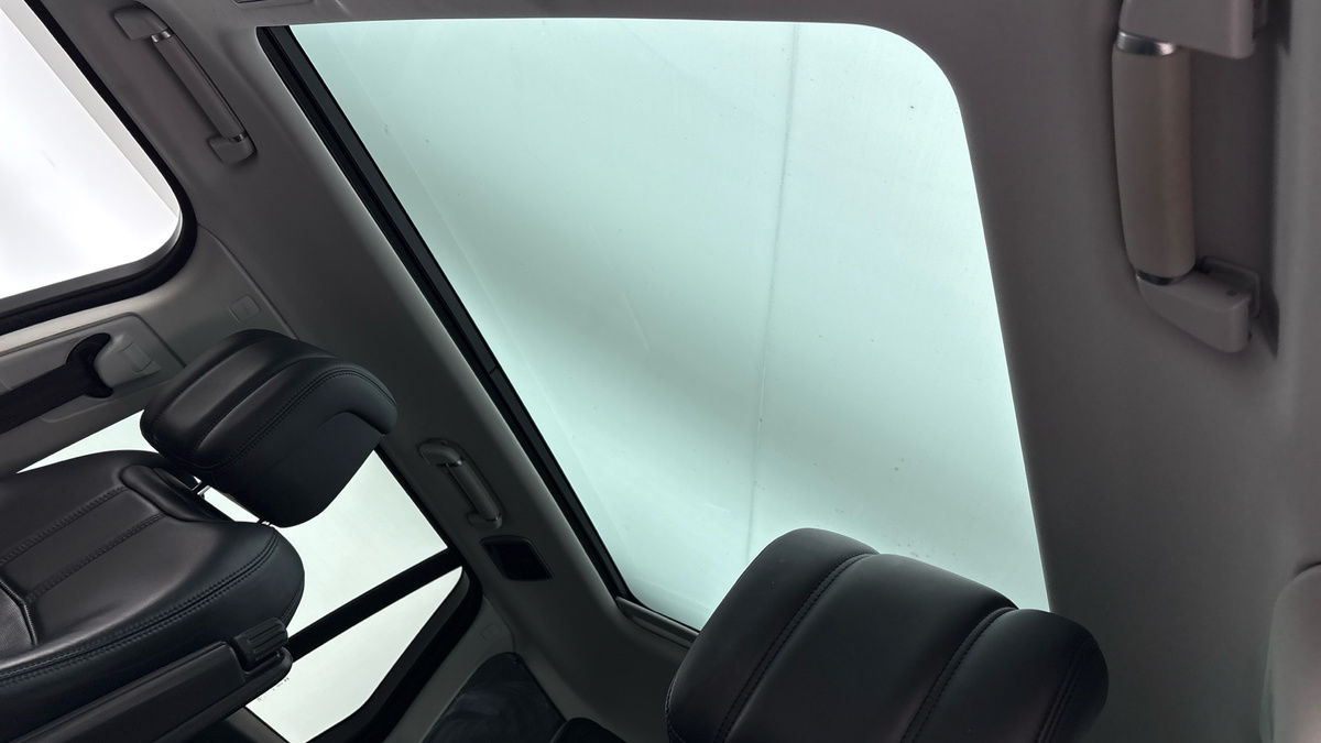 Land Rover Range Rover Image 6