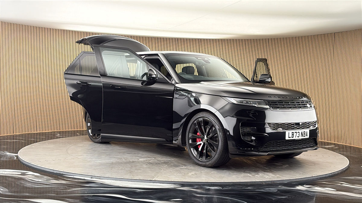 More views of Land Rover Range Rover Sport