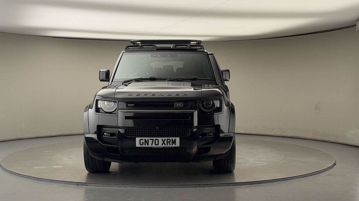 Land Rover Defender 110 Image 3