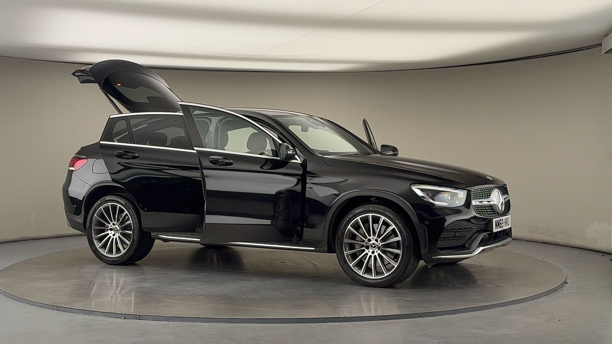 More views of Mercedes-Benz GLC