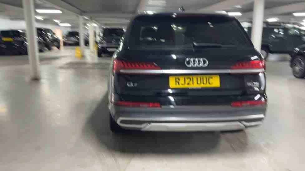 More views of Audi Q7