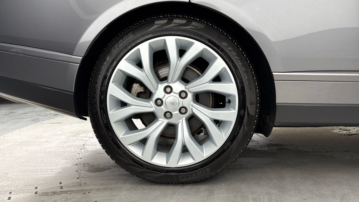 Land Rover Range Rover Image 10