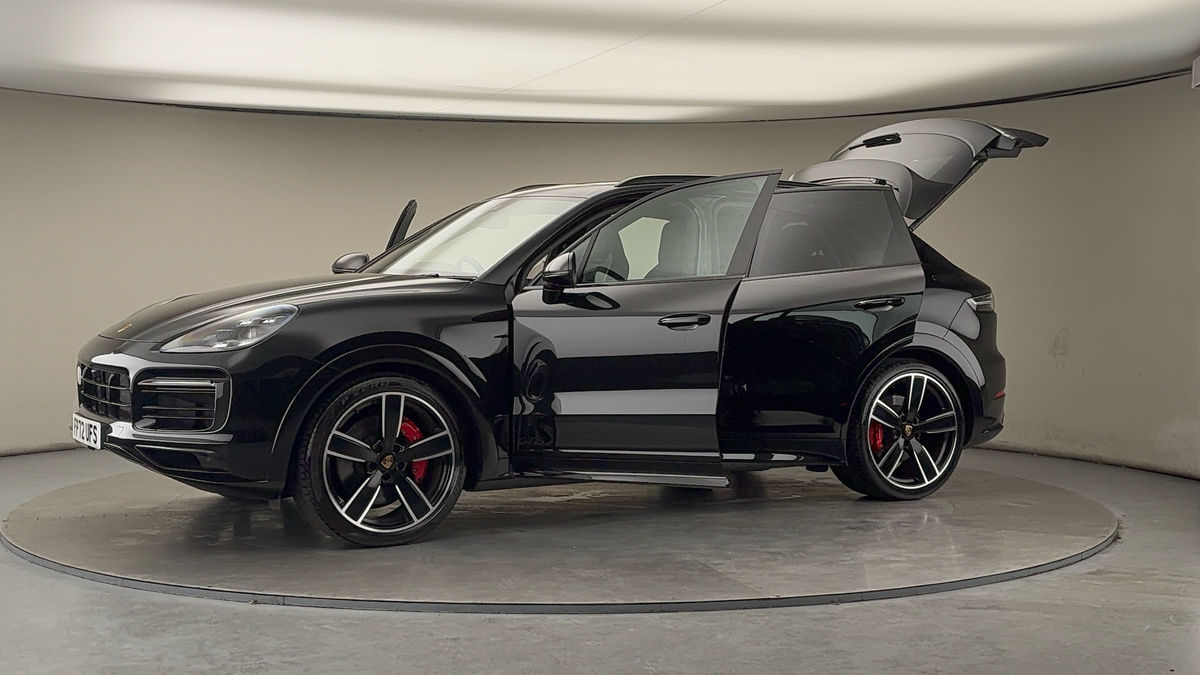 More views of Porsche Cayenne