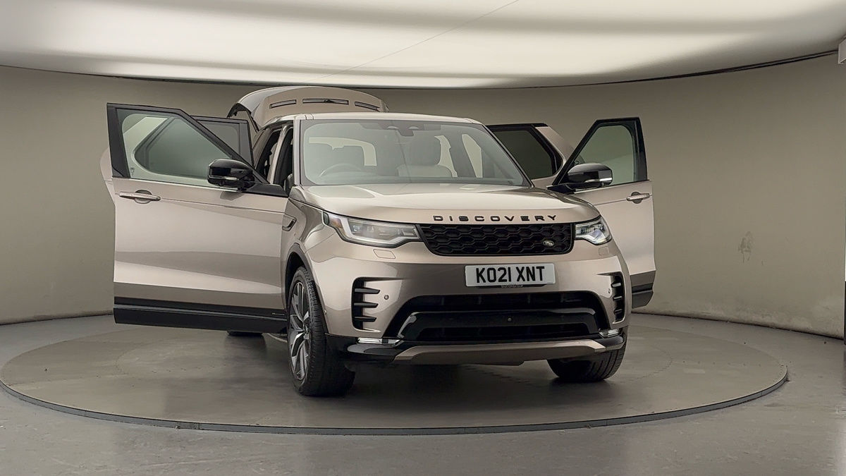 More views of Land Rover Discovery