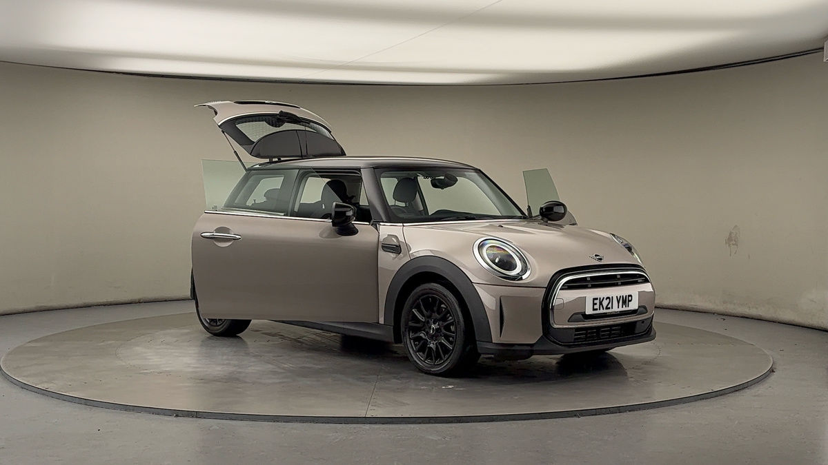 More views of MINI Hatch