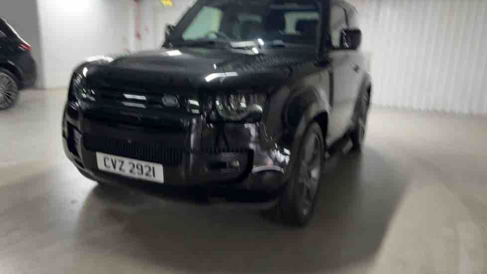 More views of Land Rover Defender 90