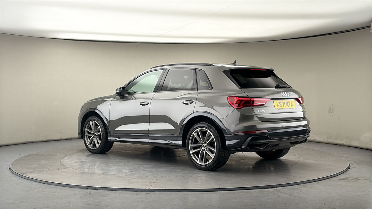 More views of Audi Q3