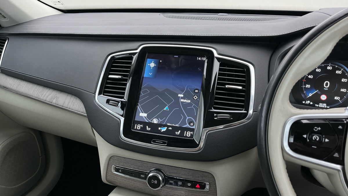 Volvo XC90 Image 17