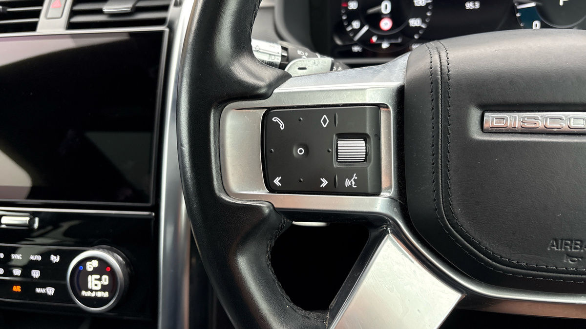 Land Rover Discovery Image 13