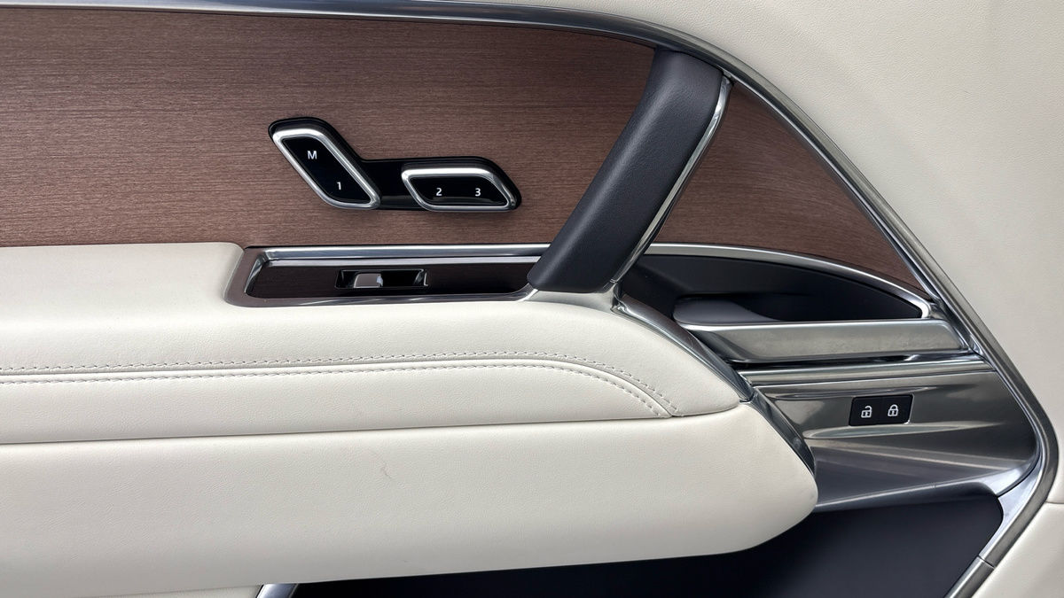 Land Rover Range Rover Image 19