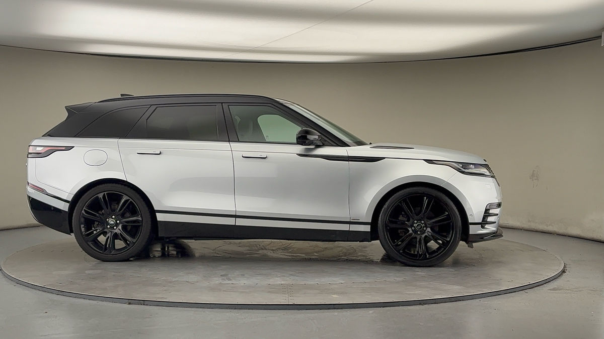 More views of Land Rover Range Rover Velar