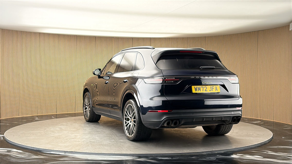 More views of Porsche Cayenne