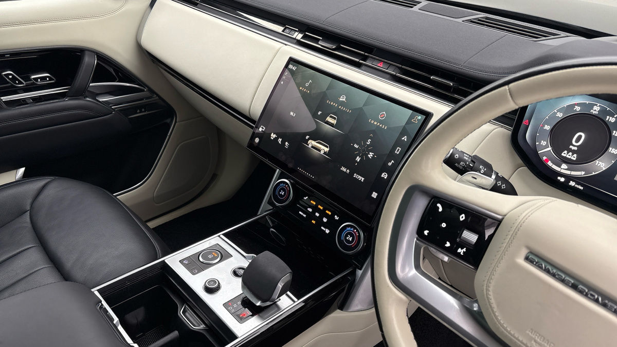 Land Rover Range Rover Image 18