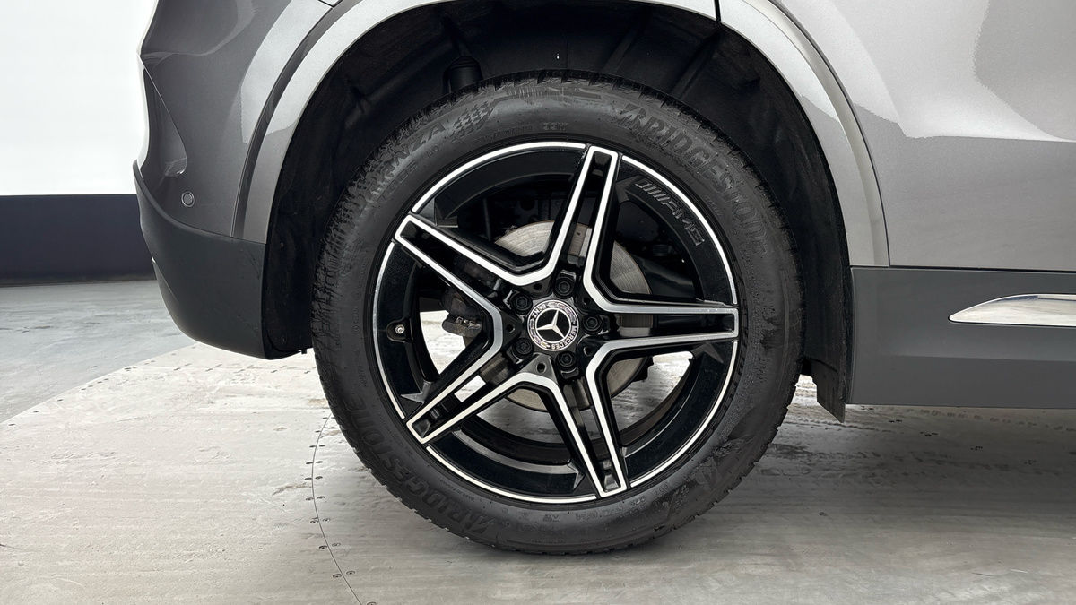 Mercedes-Benz GLA Image 10