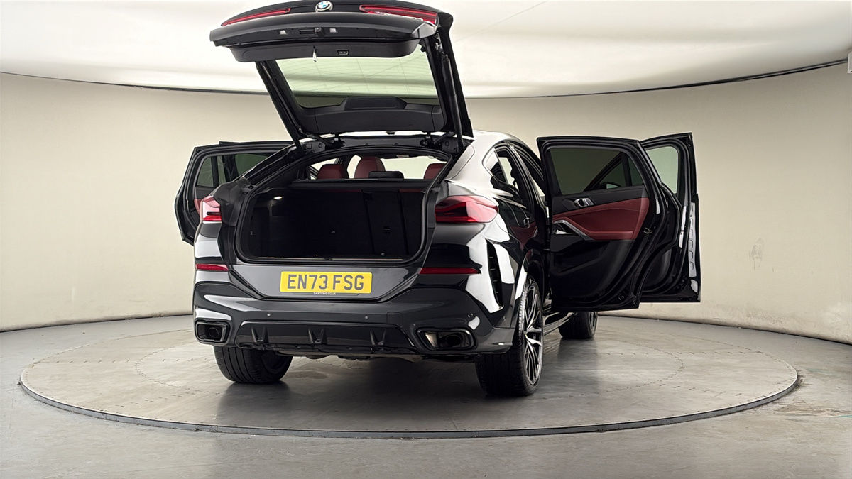 More views of BMW X6