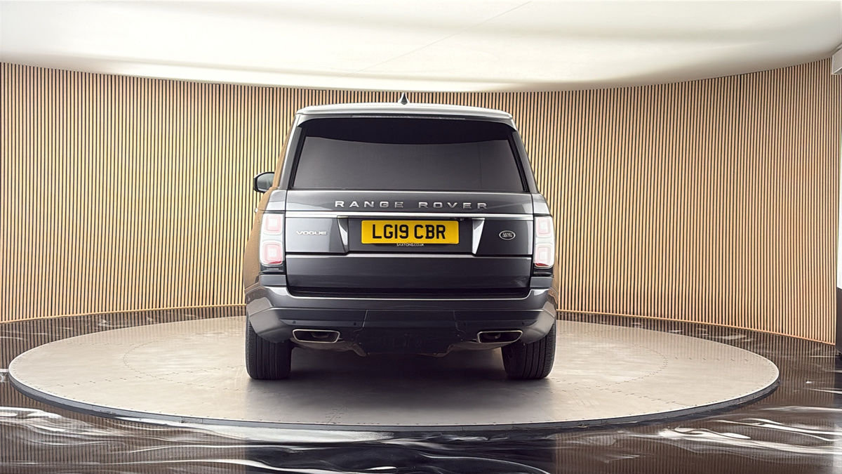 More views of Land Rover Range Rover