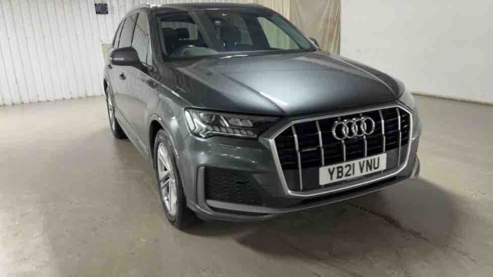 More views of Audi Q7